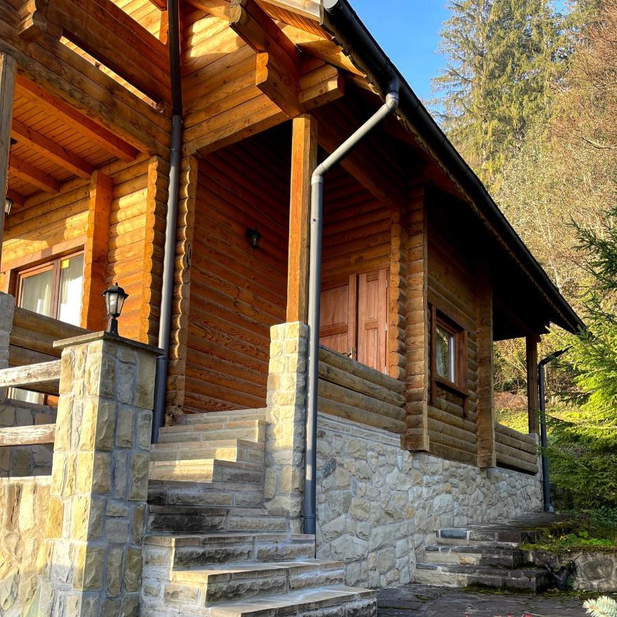 На Полумистому Villa Mykulychyn Exterior photo